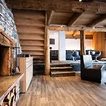 Le White - Le 42 Restaurant Hotel Champery