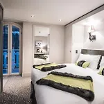 Hotel Le White - Le 42 Restaurant 4*