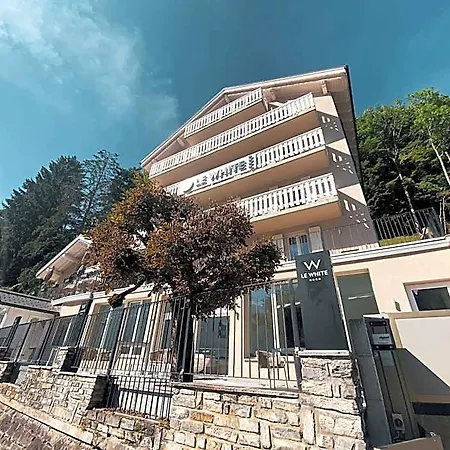 Le White - Le 42 Restaurant 4*