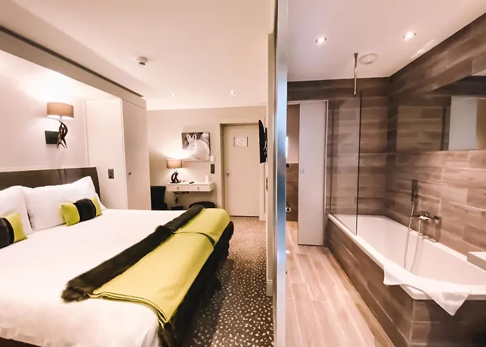 Hotel Le White - Le 42 Restaurant 4*