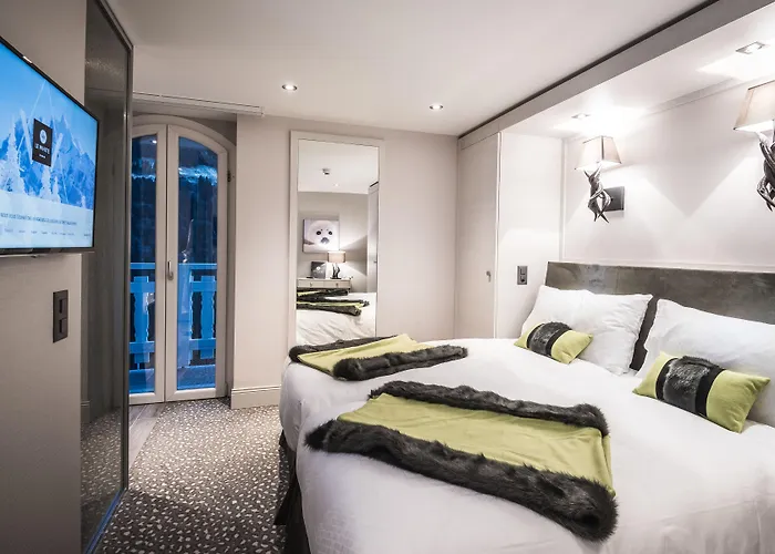 Le White - Le 42 Restaurant 4* تشامبري