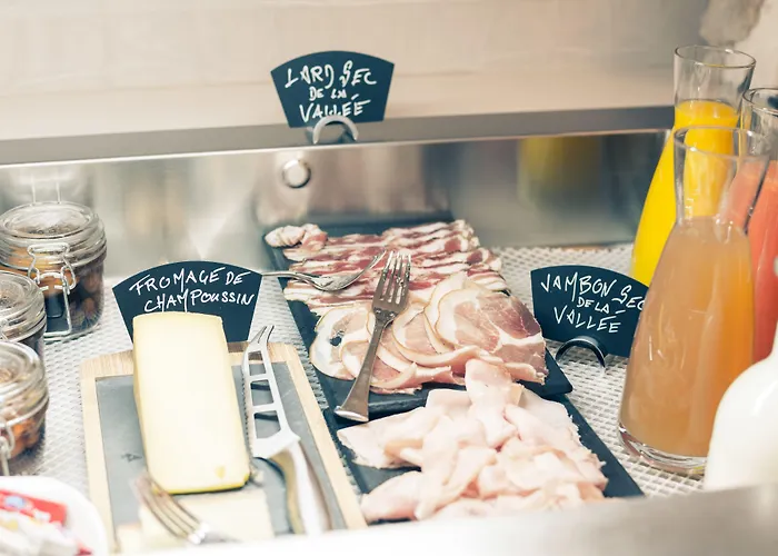 Le White - Le 42 Restaurant 4* تشامبري