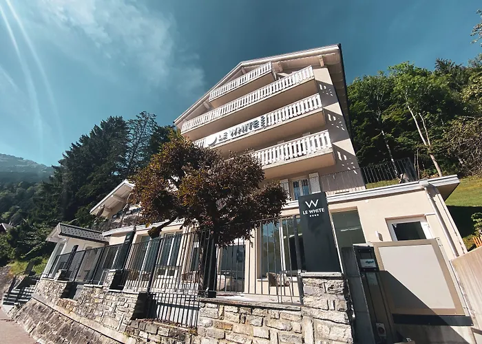 Hotel Le White - Le 42 Restaurant 4*