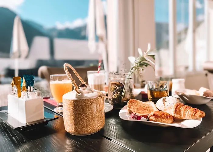 Hotel Le White - Le 42 Restaurant 4*