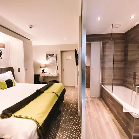 Hotel Le White - Le 42 Restaurant 4*