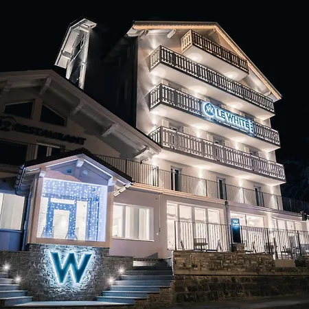 Le White - Le 42 Restaurant Champéry