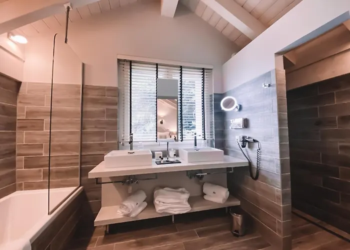 Hotel Le White - Le 42 Restaurant