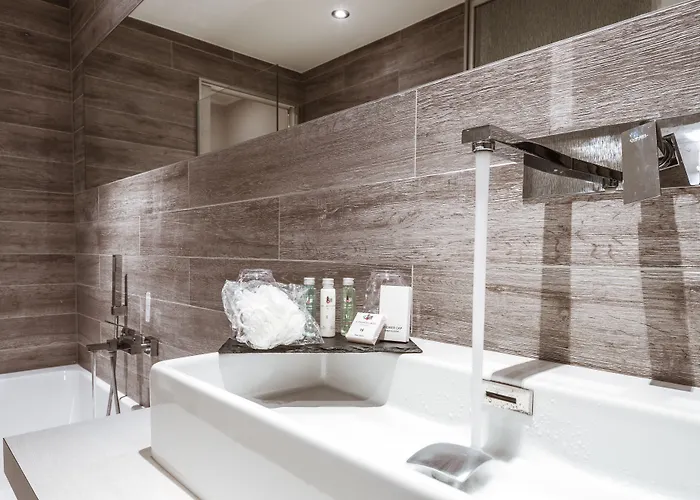 Hotel Le White - Le 42 Restaurant Champery