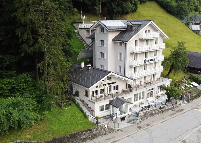 Le White - Le 42 Restaurant Szálloda 4*