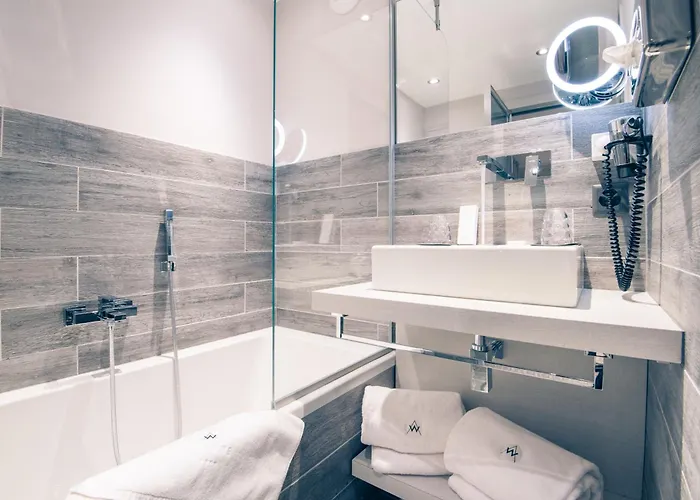 Le White - Le 42 Restaurant Hotel Champery